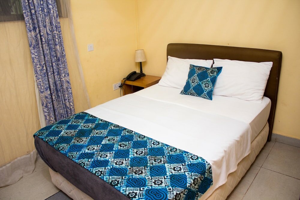 Фото Jayliz Lodge