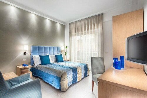 Внешний вид отеля Hotel Imperiale в Червии, фото 4