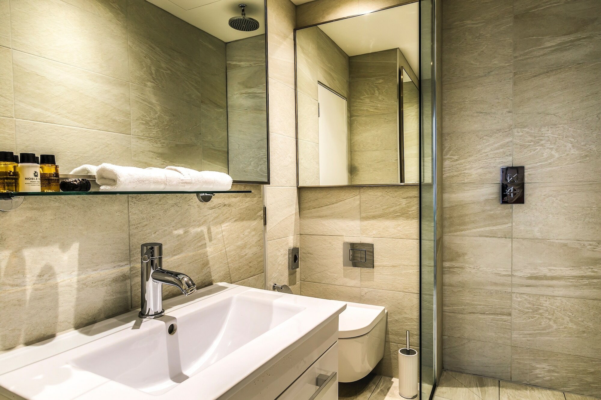 Фото The Knaresborough by Aura Collection