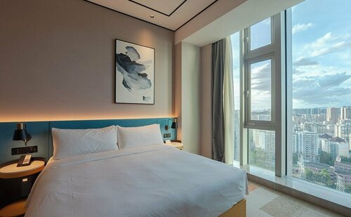 Гостиница Hilton Garden Inn Shenzhen Airport в Шэньчжэне