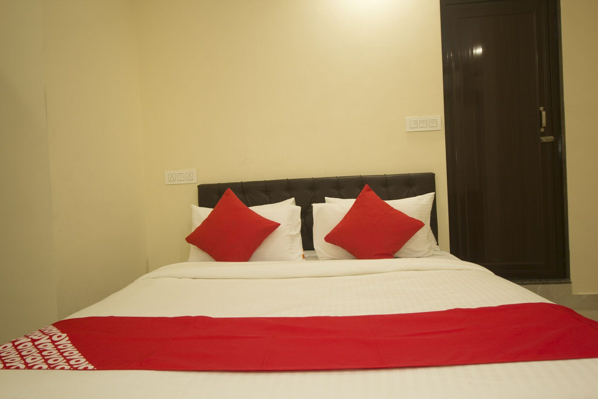 Фото Oyo 24810 Silver Crescent