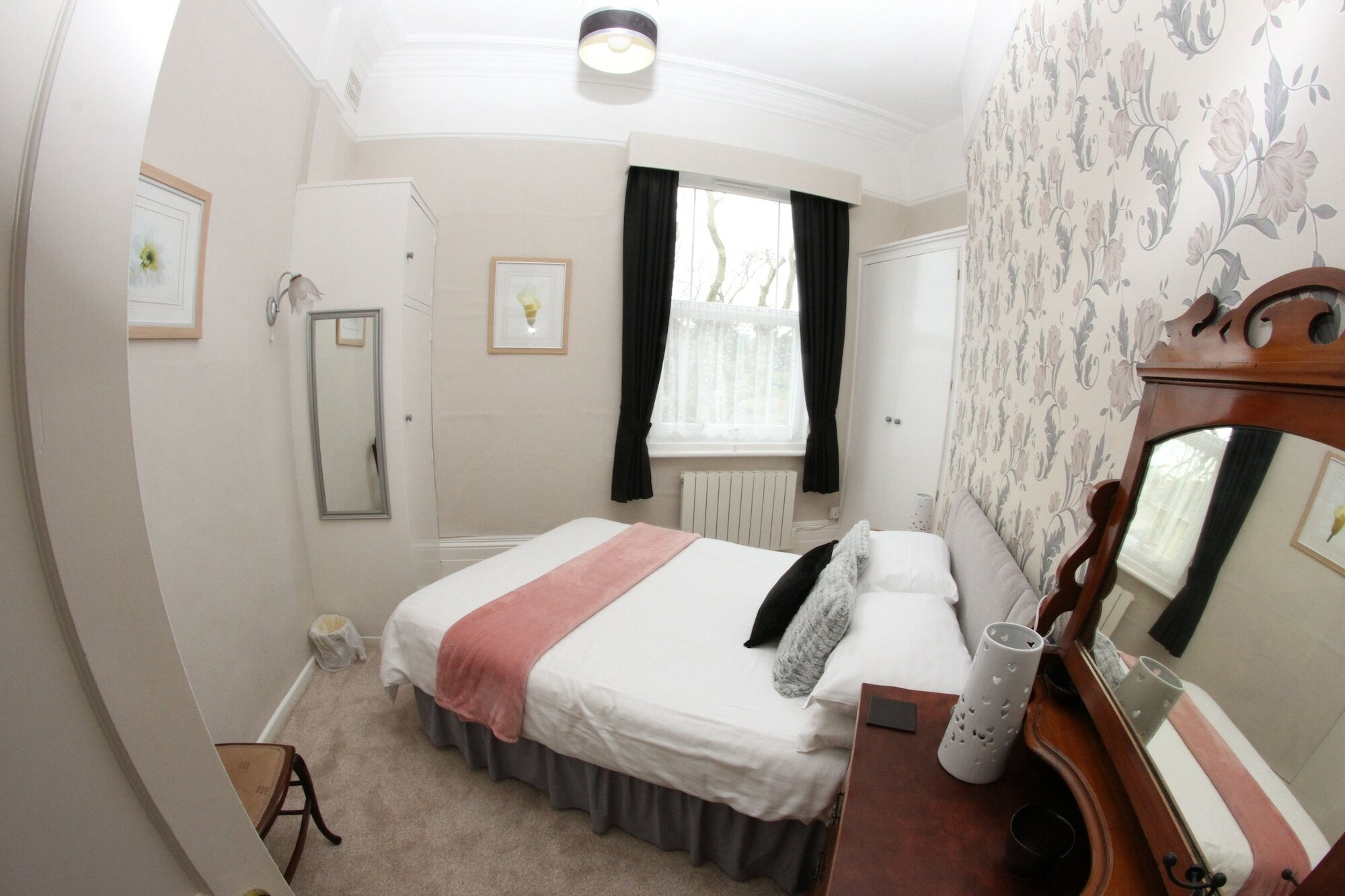 Фото Parterre Holiday Apartments