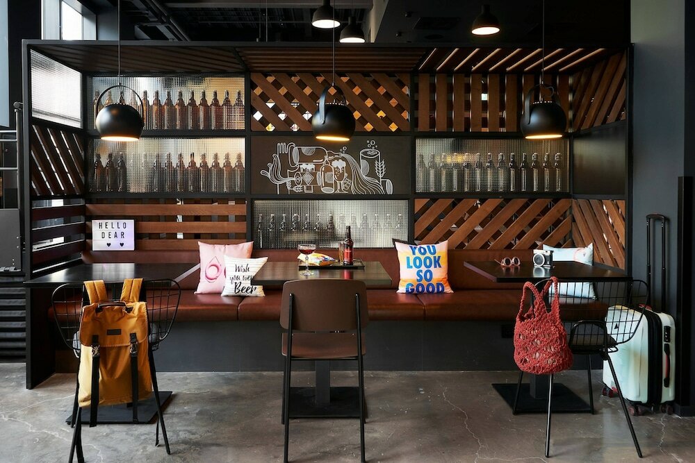 Фото Moxy Edinburgh Fountainbridge