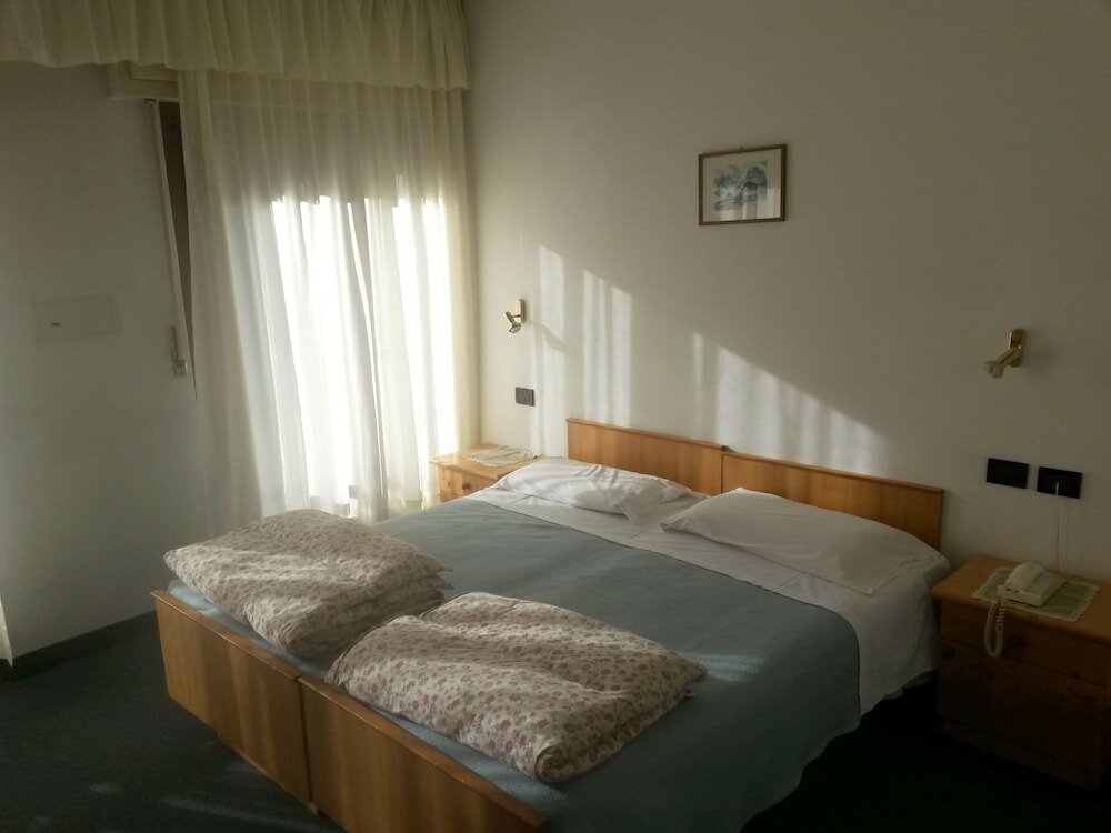 Фото Hotel Oswald