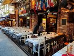 Ah Istanbul Tavern (İstanbul, Beyoğlu, Hüseyinağa Mah., Nevîzade Sok., 4A), restaurant
