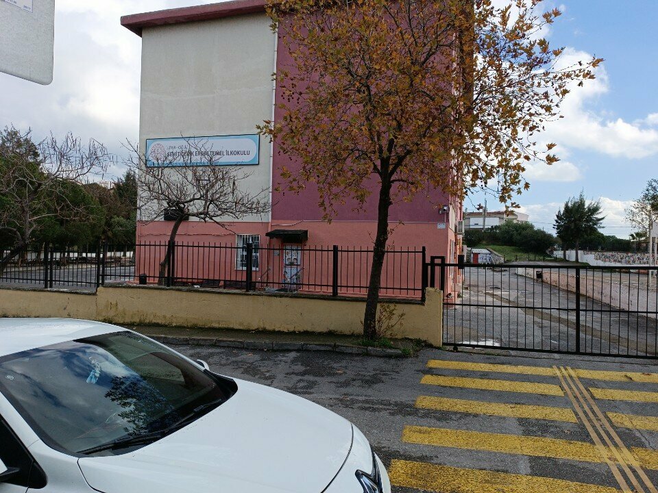Primary school Sehit Cevik Ersin Temel Primary School, Izmir, photo