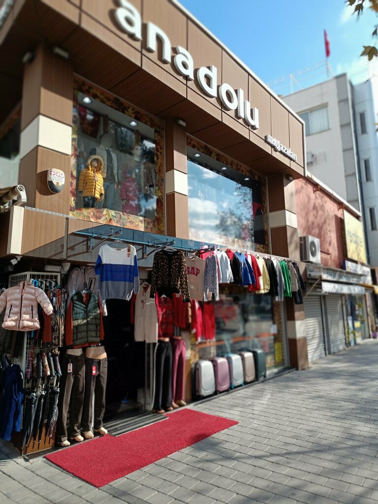 Tienda de ropa Anadolu stores, , foto