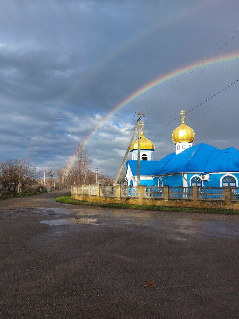 كنيسة أرثوذكسية Церковь Покрова Пресвятой Богородицы ، إقليم ستافروبول، صورة