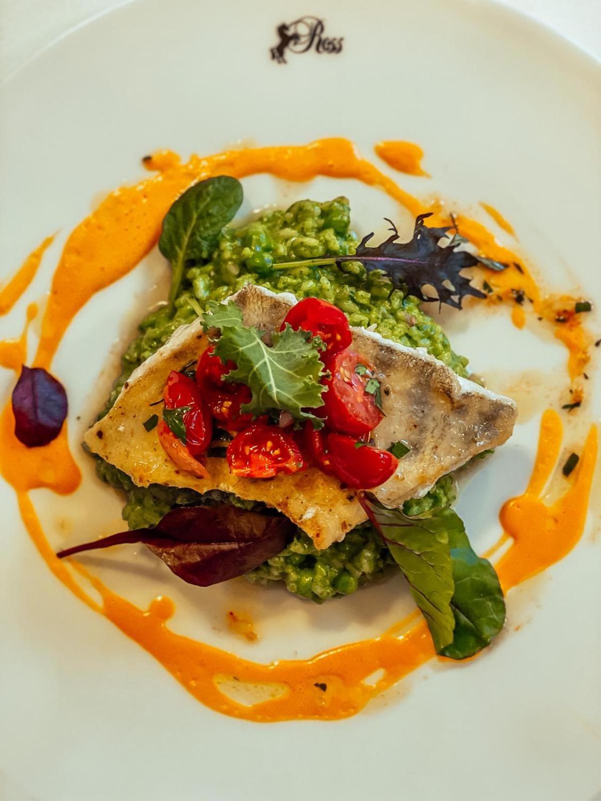 Фото 110200641883