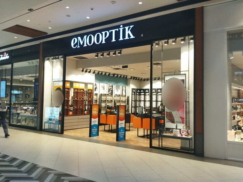 Opticial store Emo Optik, Istanbul, photo