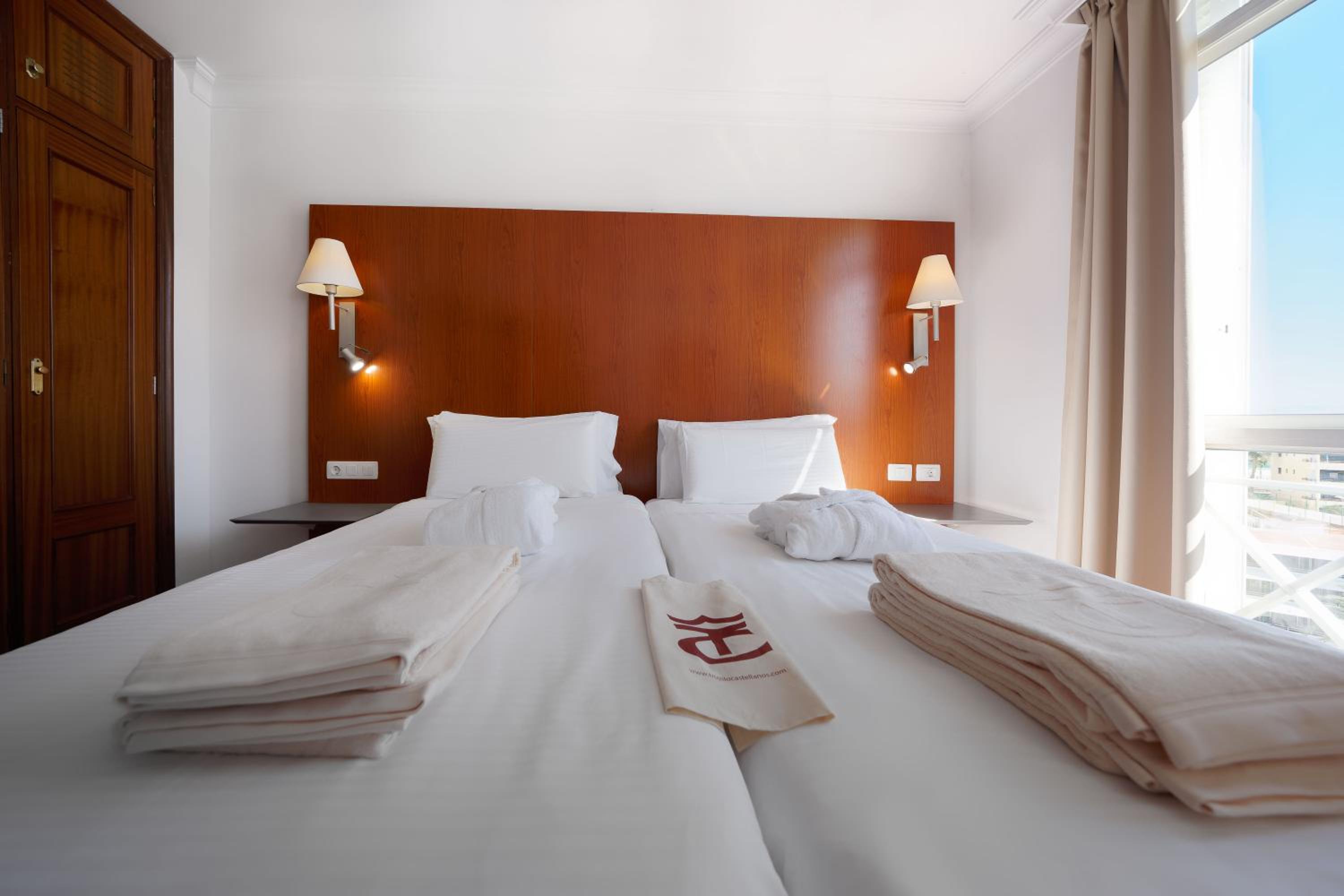 Фото Apartamentos Dorotea