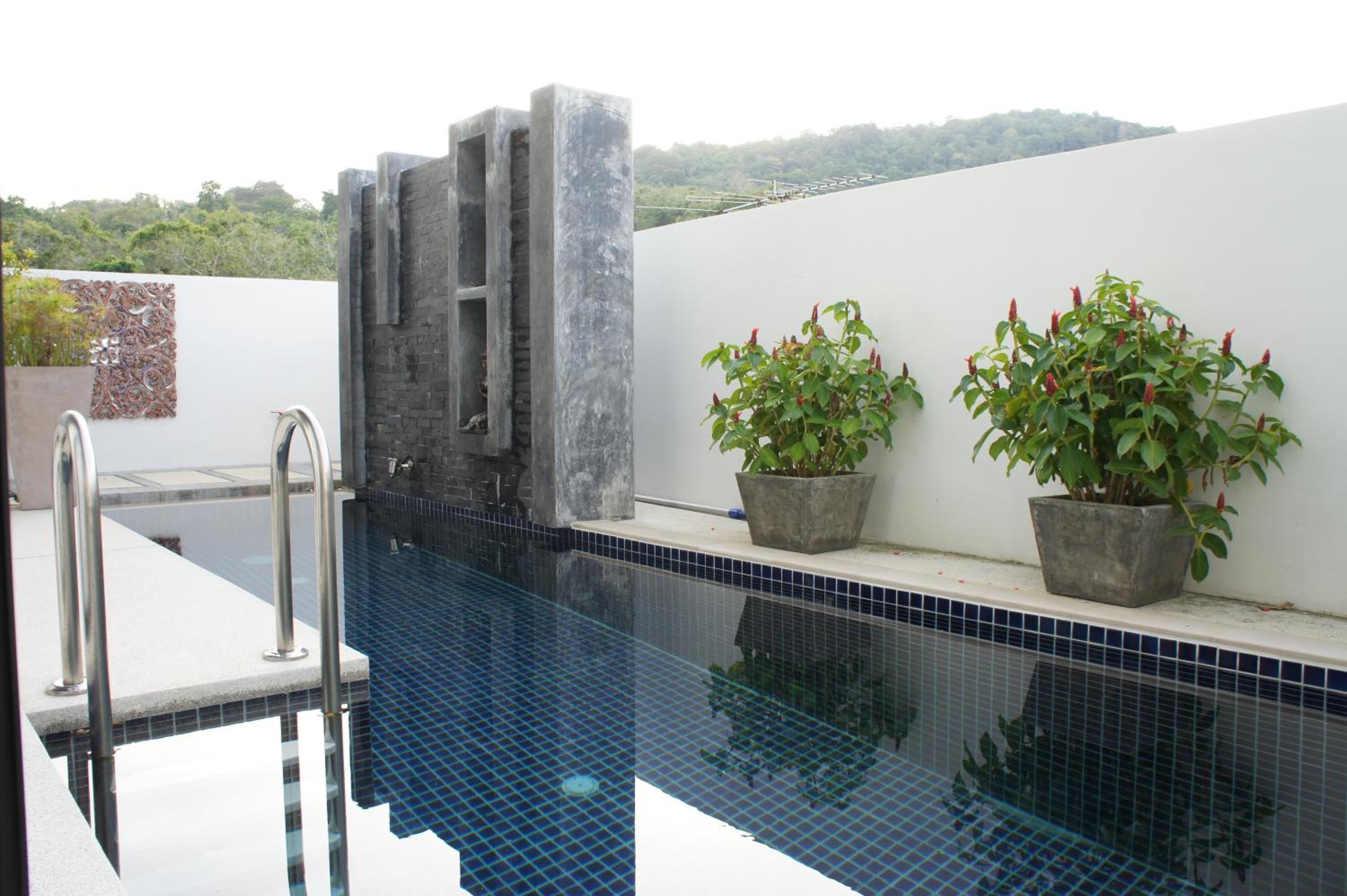 Фото By The Lake 