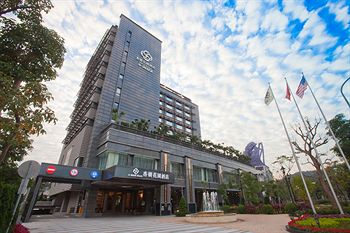 Фото S Aura Hotel