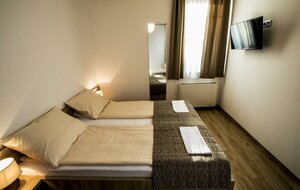 Гостиница Hotel Logavina 8