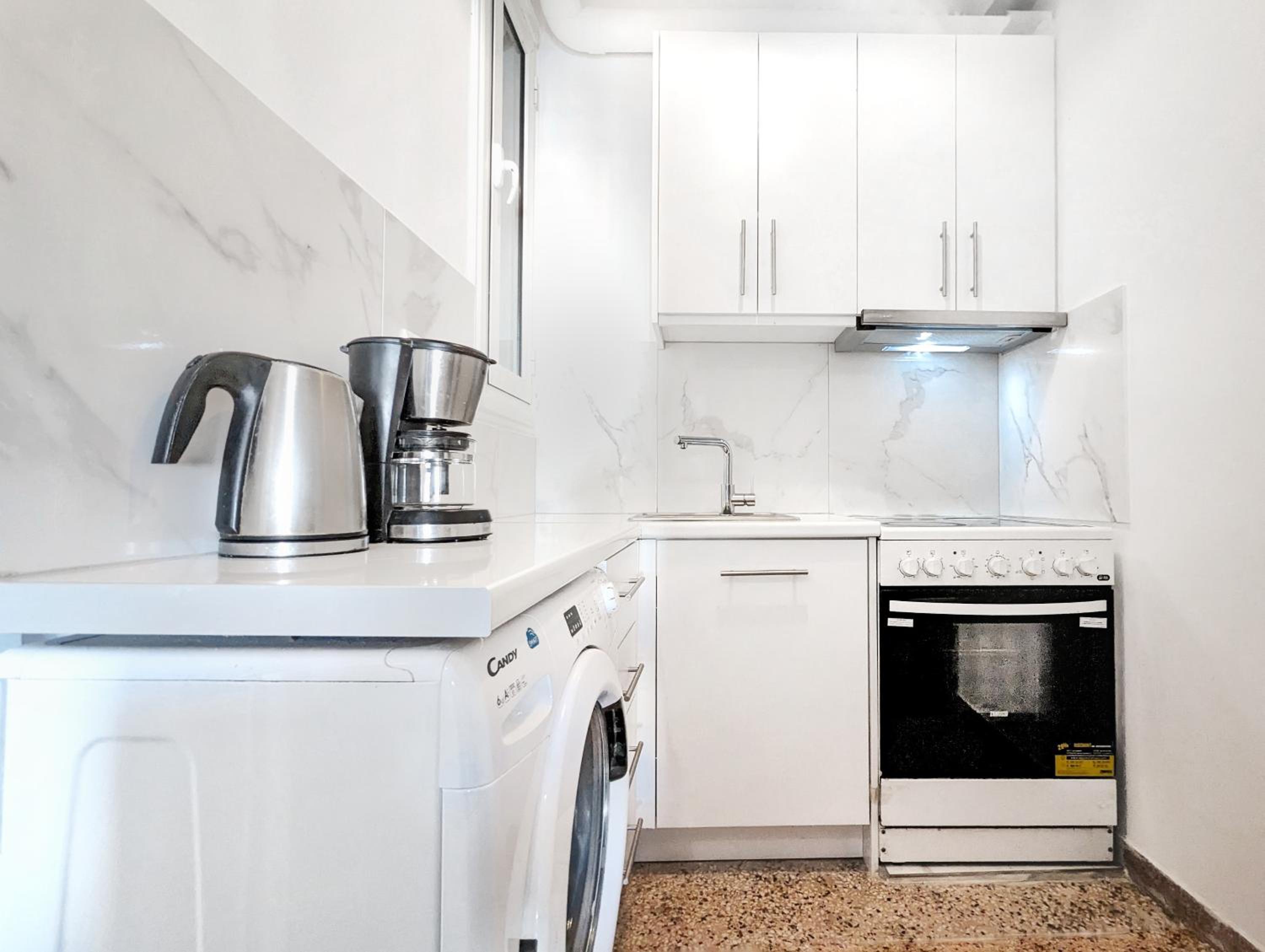 Фото Super Paradise Apartments