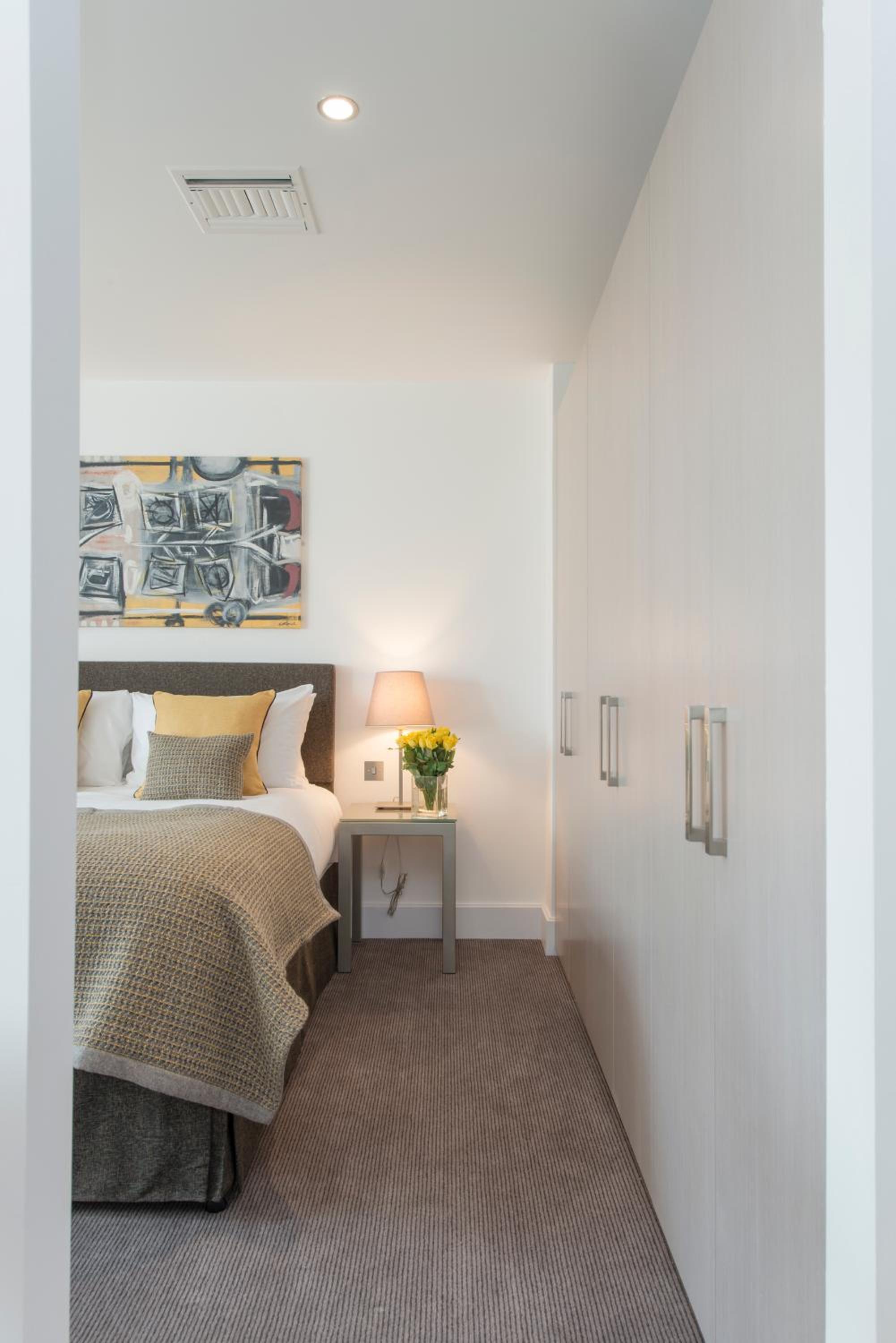 Фото The Rosebery by Supercity Aparthotels