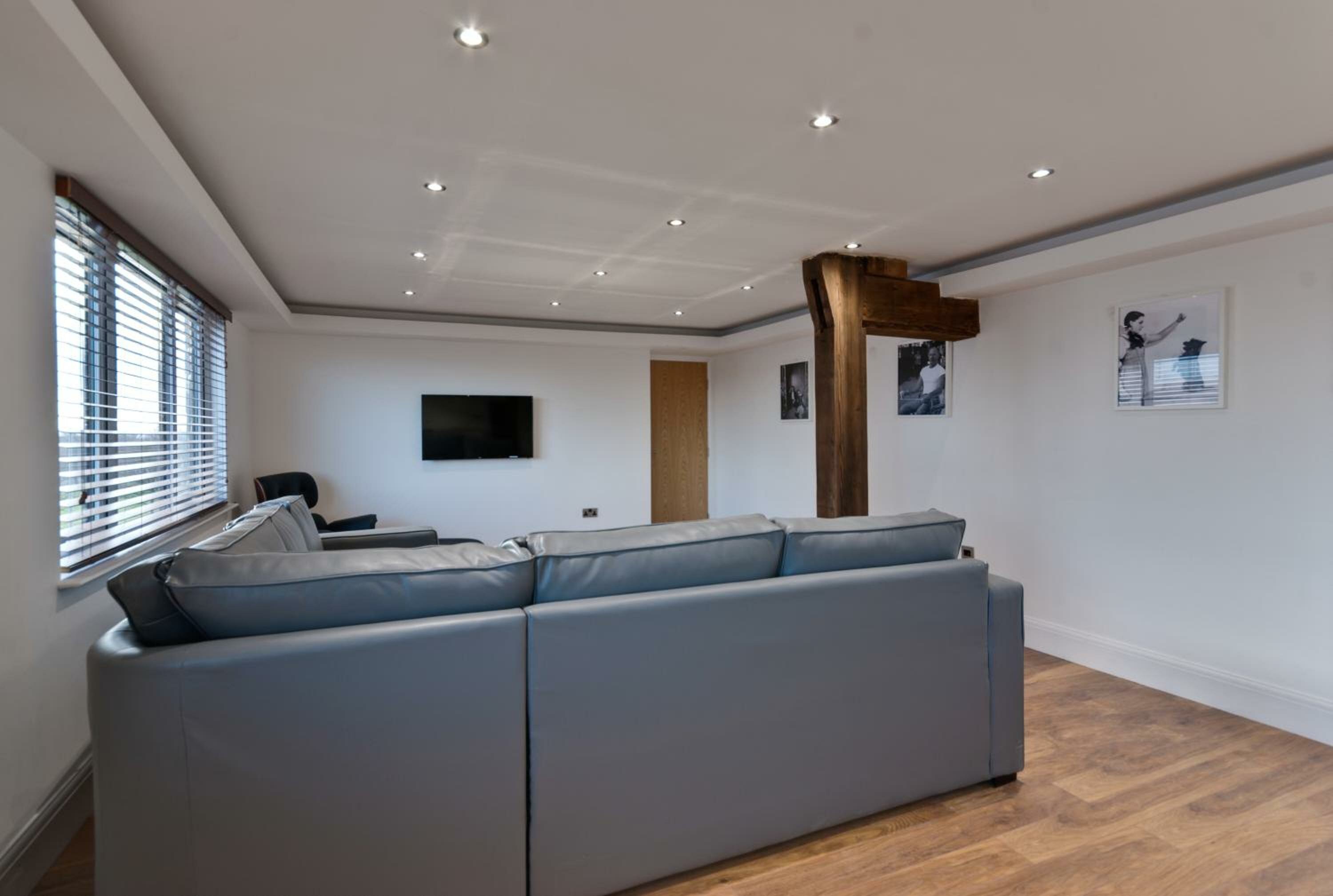 Фото The Picture House Apartments