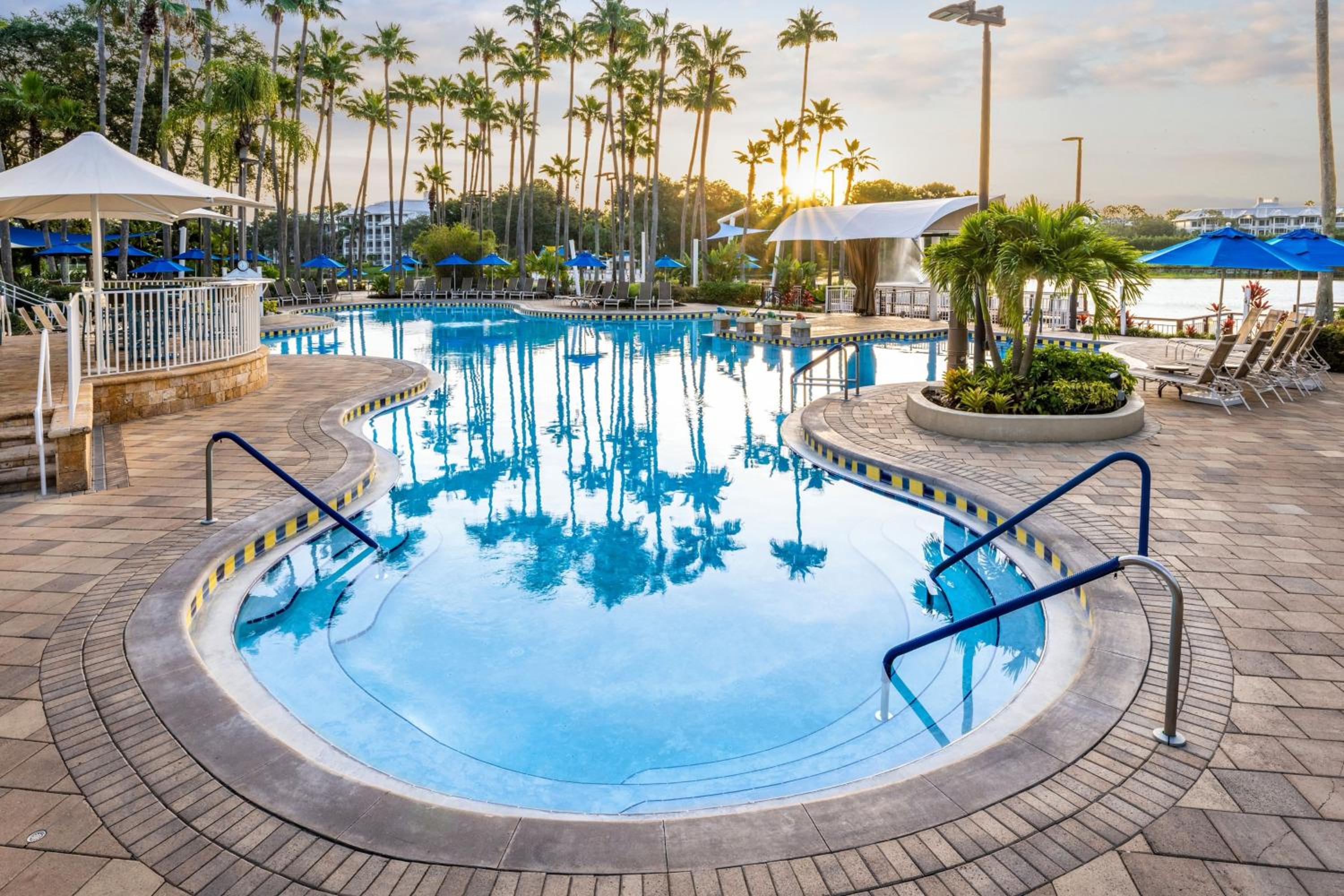 Фото Marriott's Cypress Harbour Villas