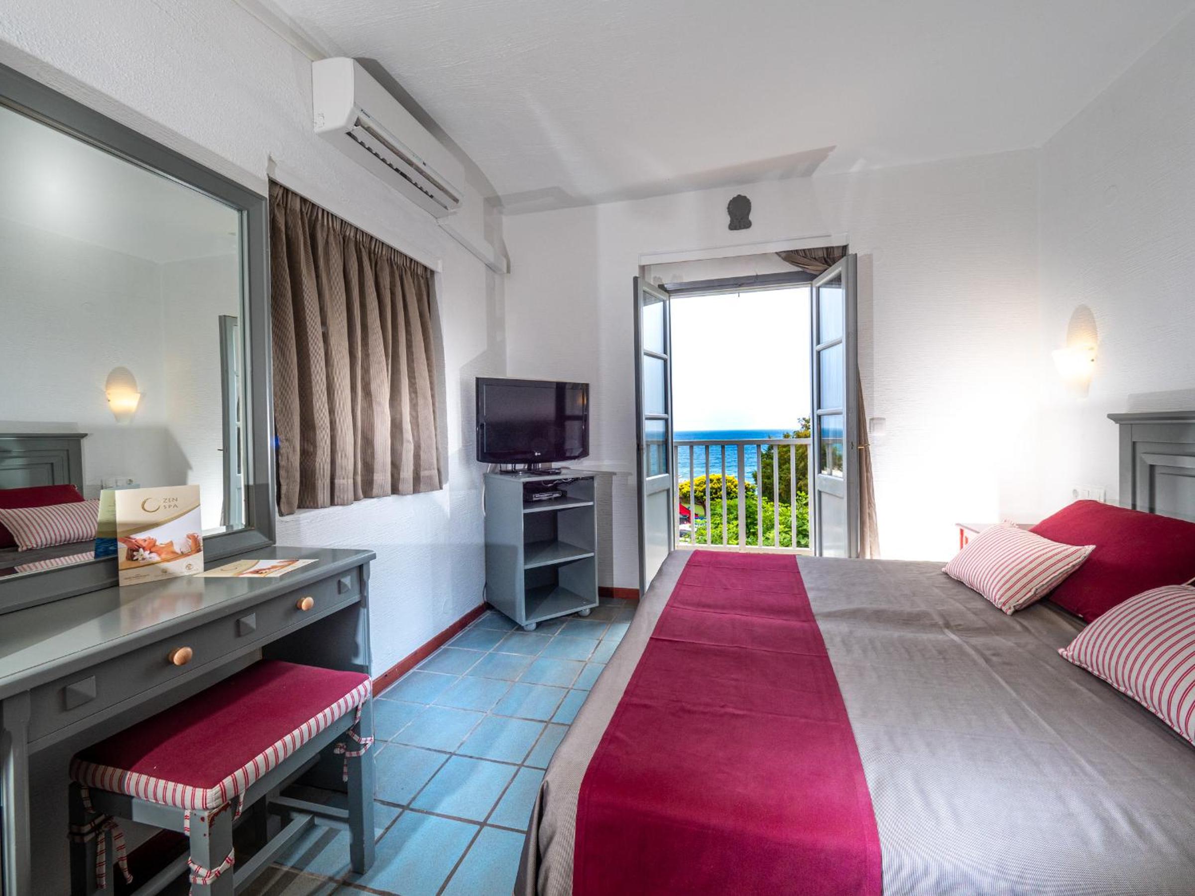 Фото Silva Beach Hotel