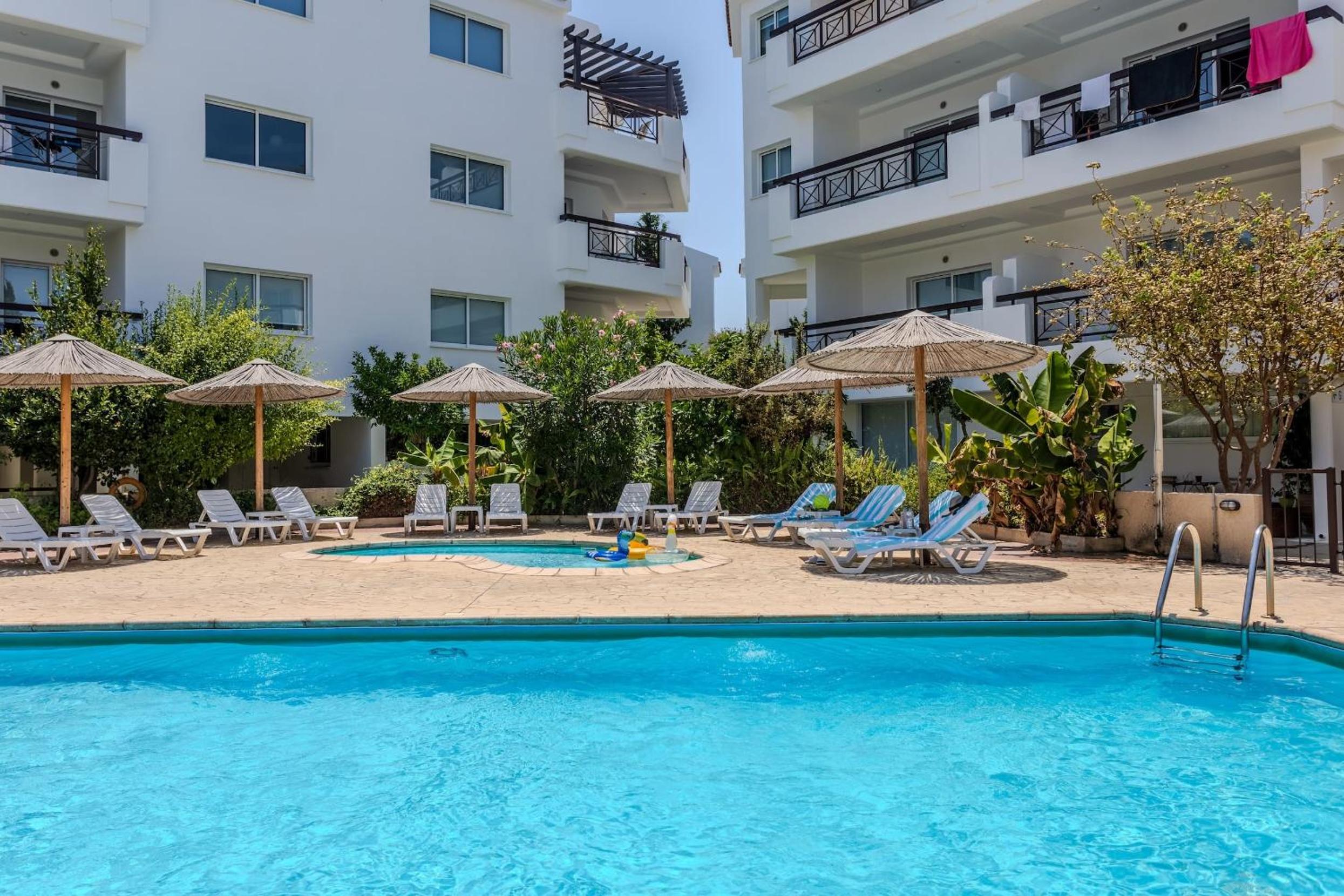 Фото Artemis Cynthia Complex