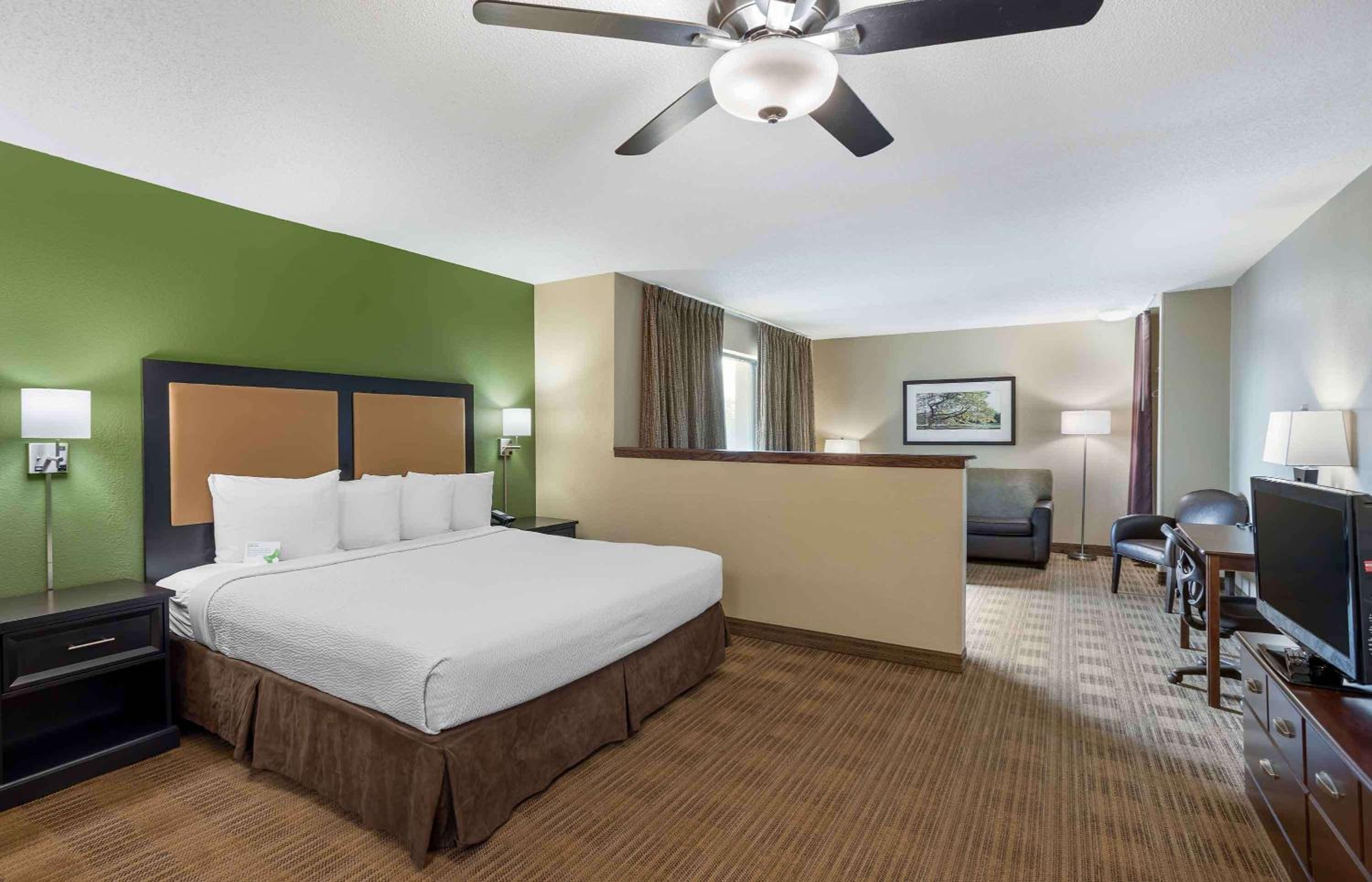 Фото Extended Stay America Suites Oakland Emeryville