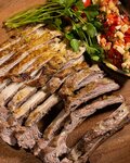 Taom. rest (Amir Temur Avenue, 107A), restaurante