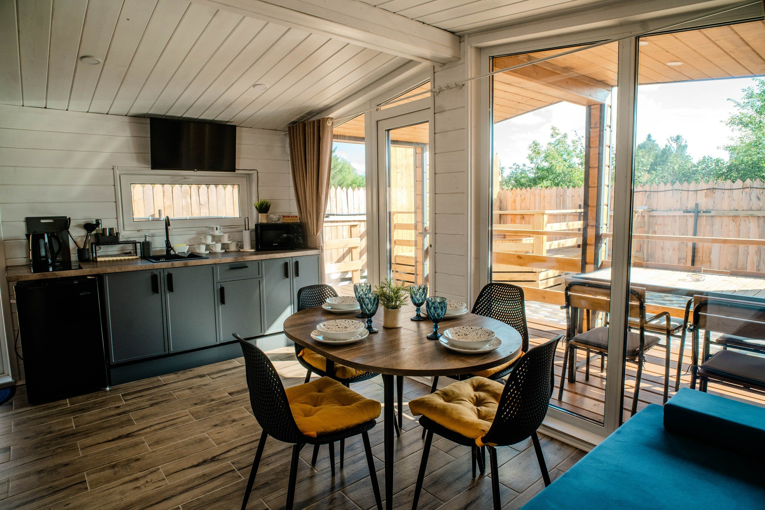 Фото У Пруда