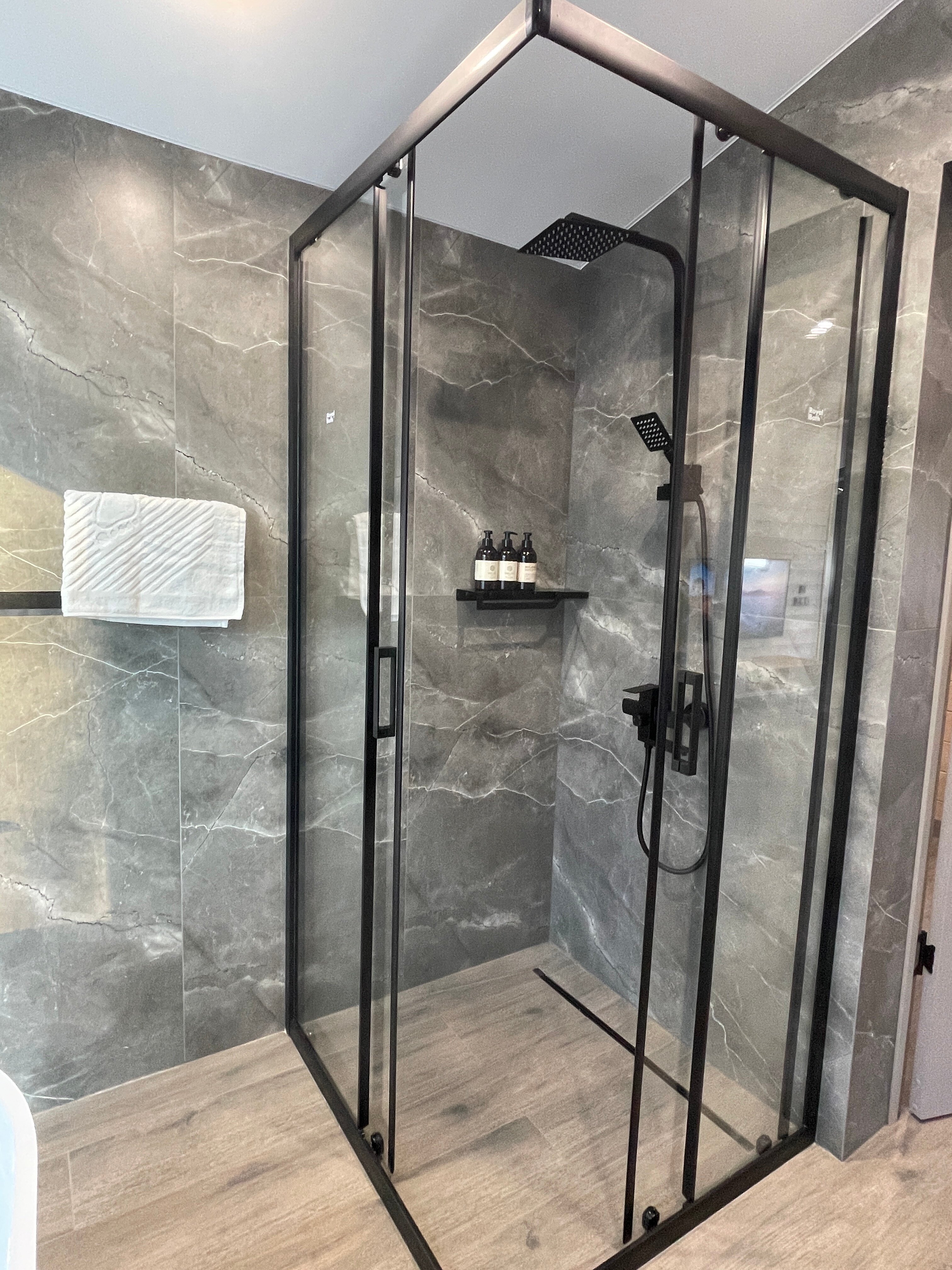 Фото Iceberg House