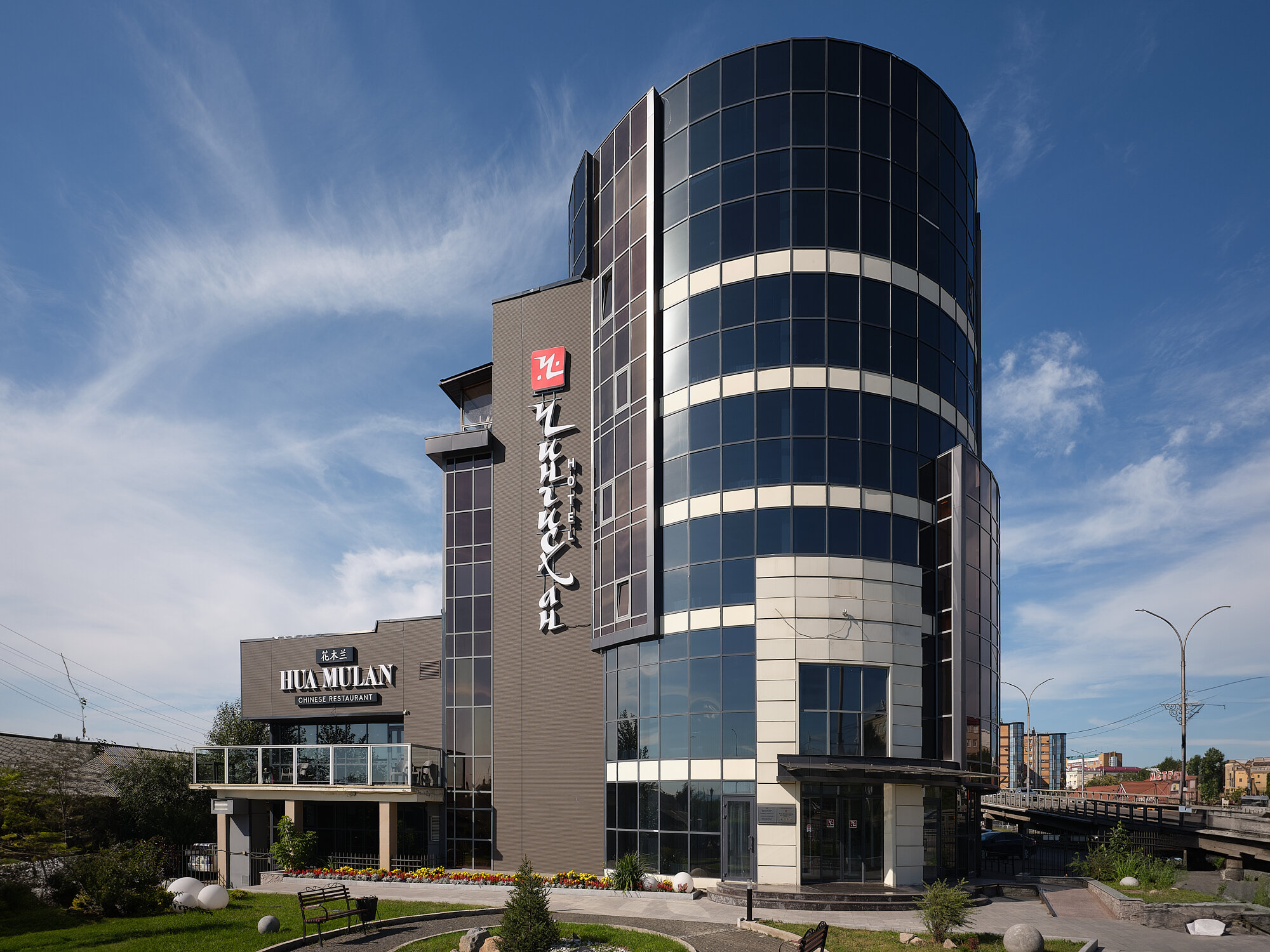 Фото отеля 1