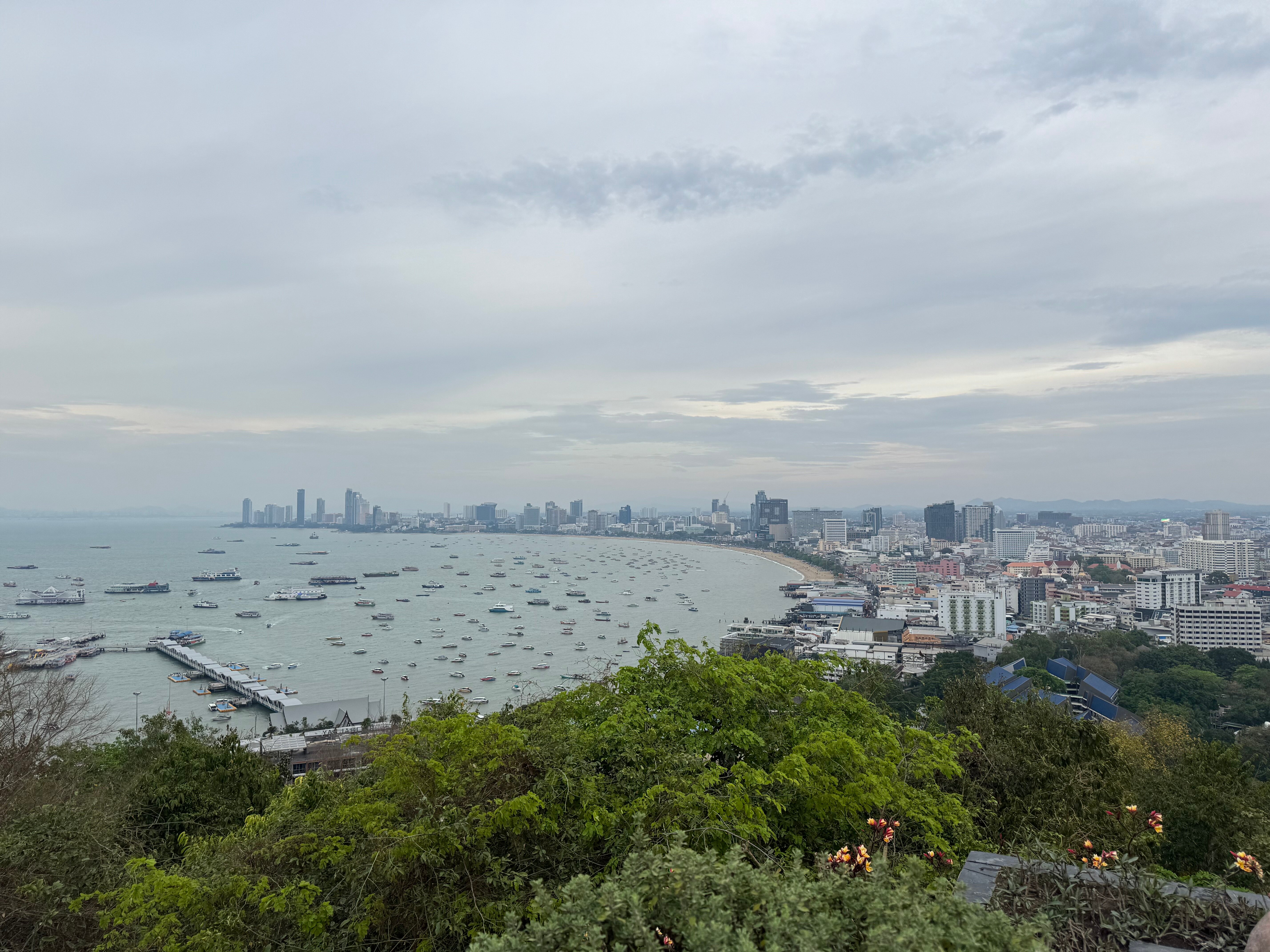 Фото Altera Hotel and Residence