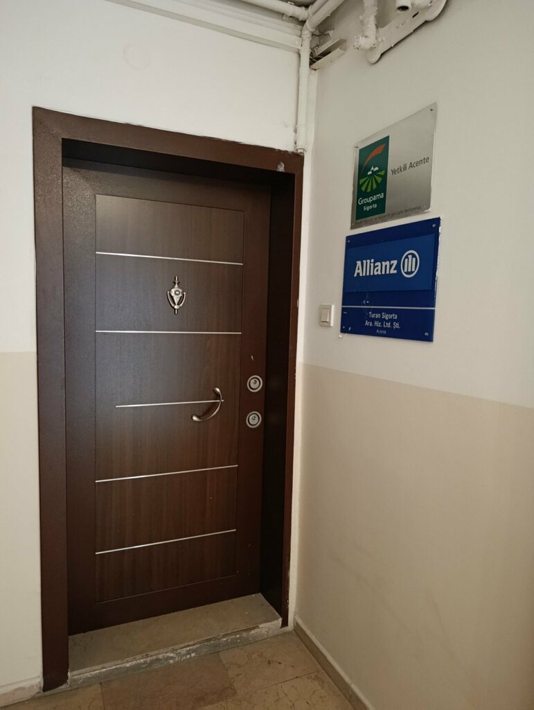 Insurance broker Allianz, Ankara, photo