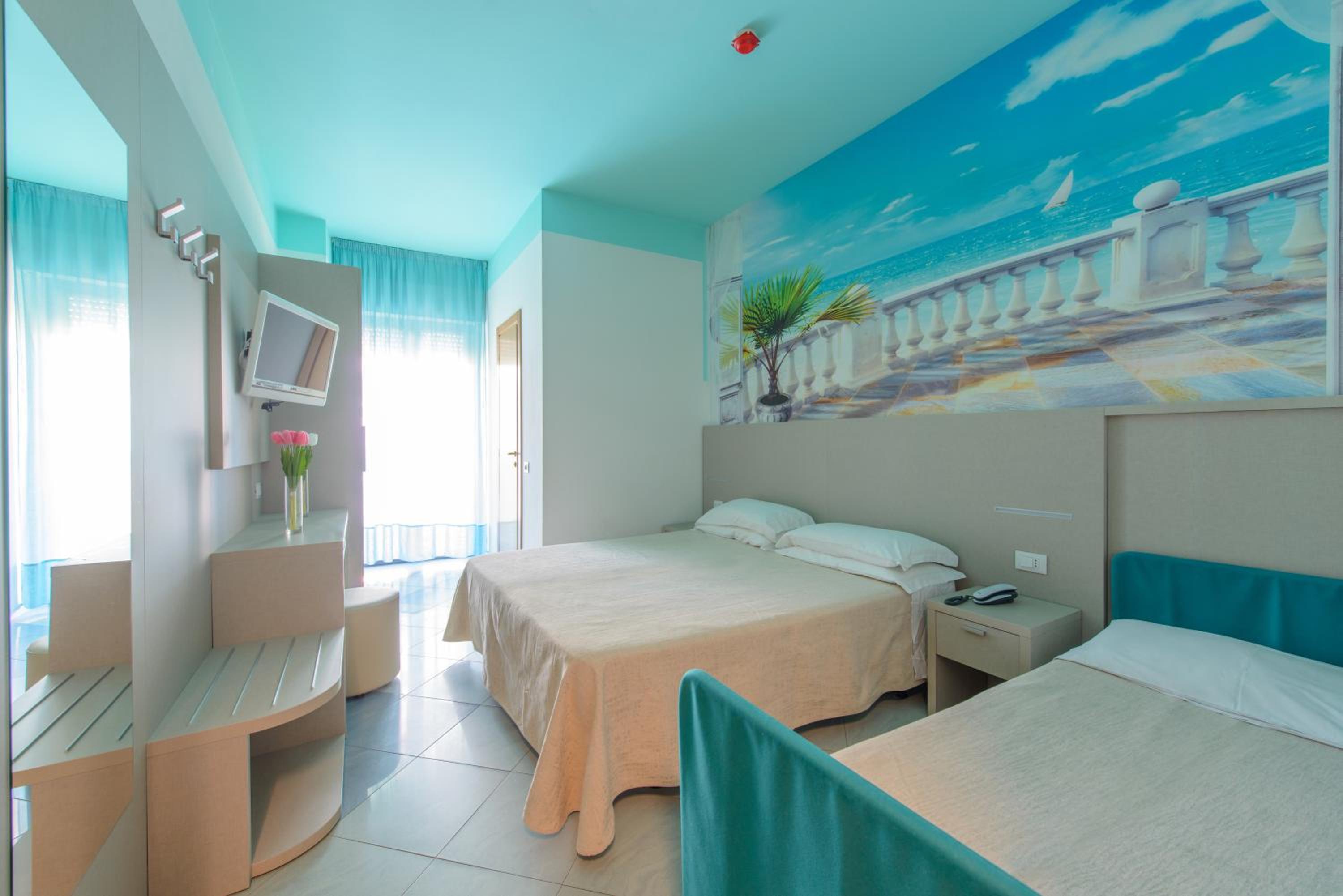 Фото Hotel Christian