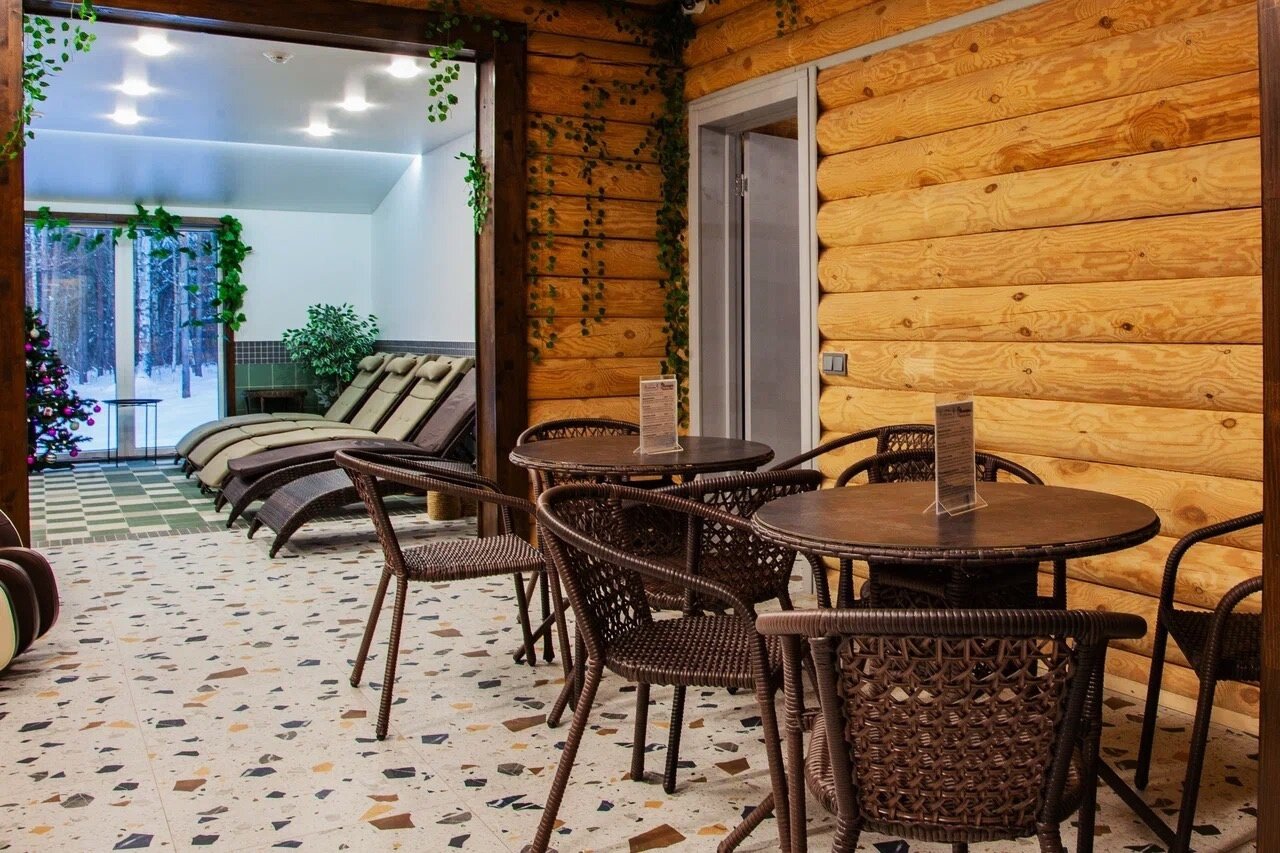 Фото отеля 2