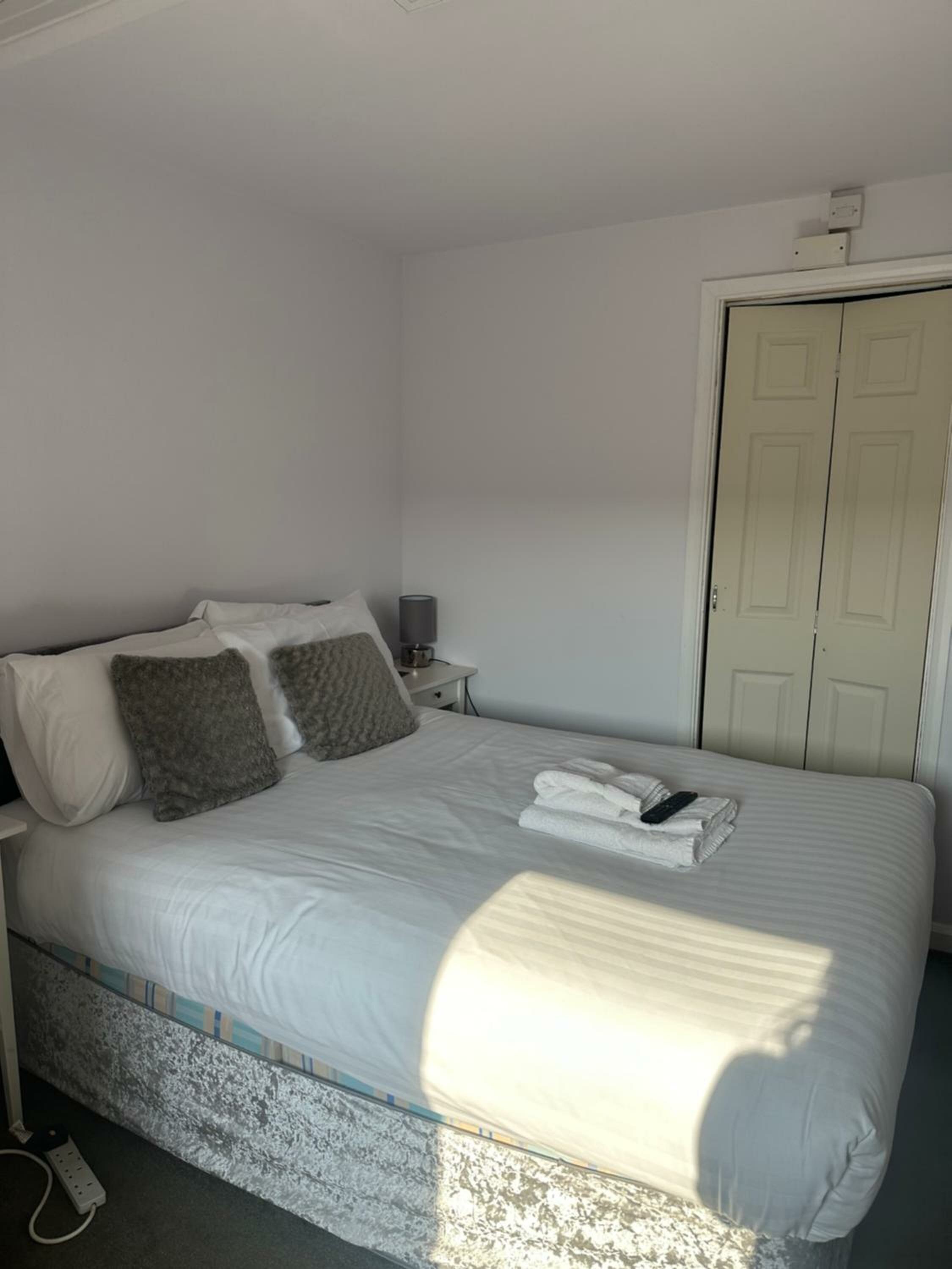 Фото Coach House Hotel