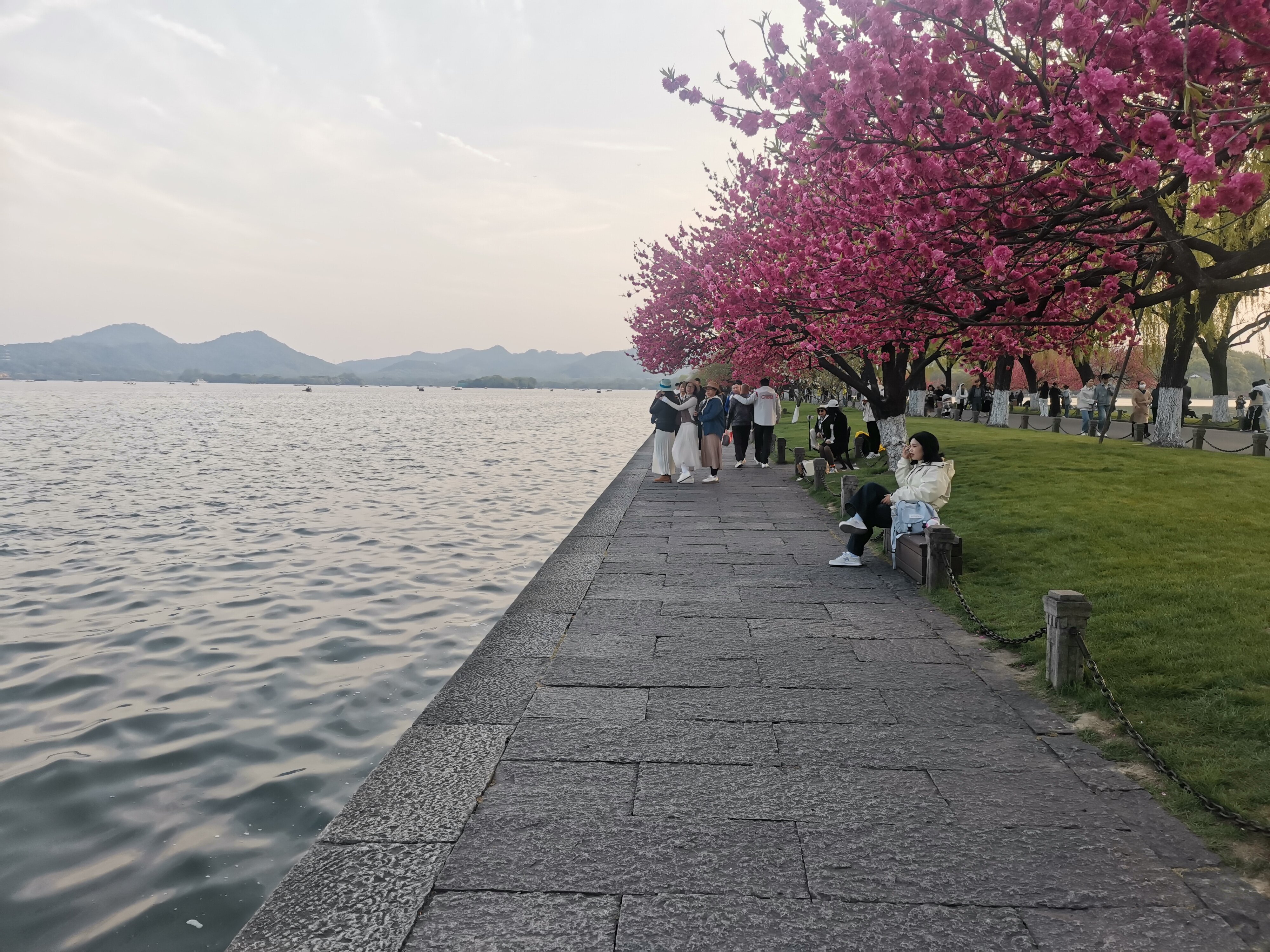 Фото Lakeview Hotel Hangzhou