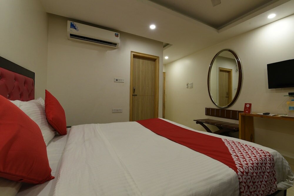 Фото Oyo 16970 Hotel Mahal