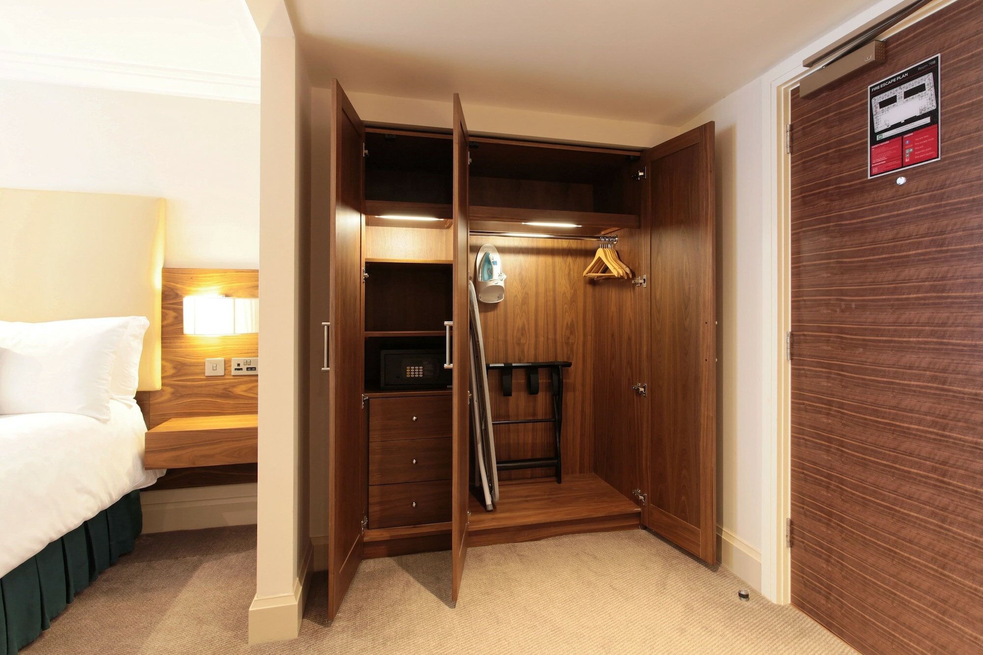 Фото Thistle London Marble Arch