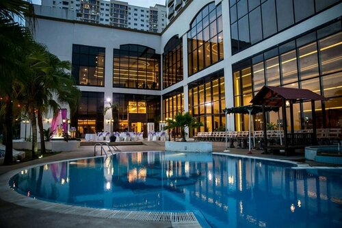Гостиница Grand Riverview Hotel