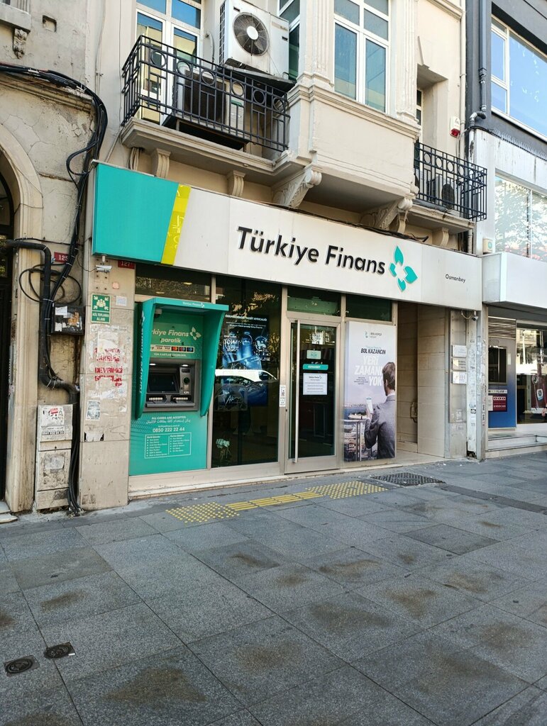 بنك Turkiye Finans Osmanbey Subesi ، اسطنبول، صورة