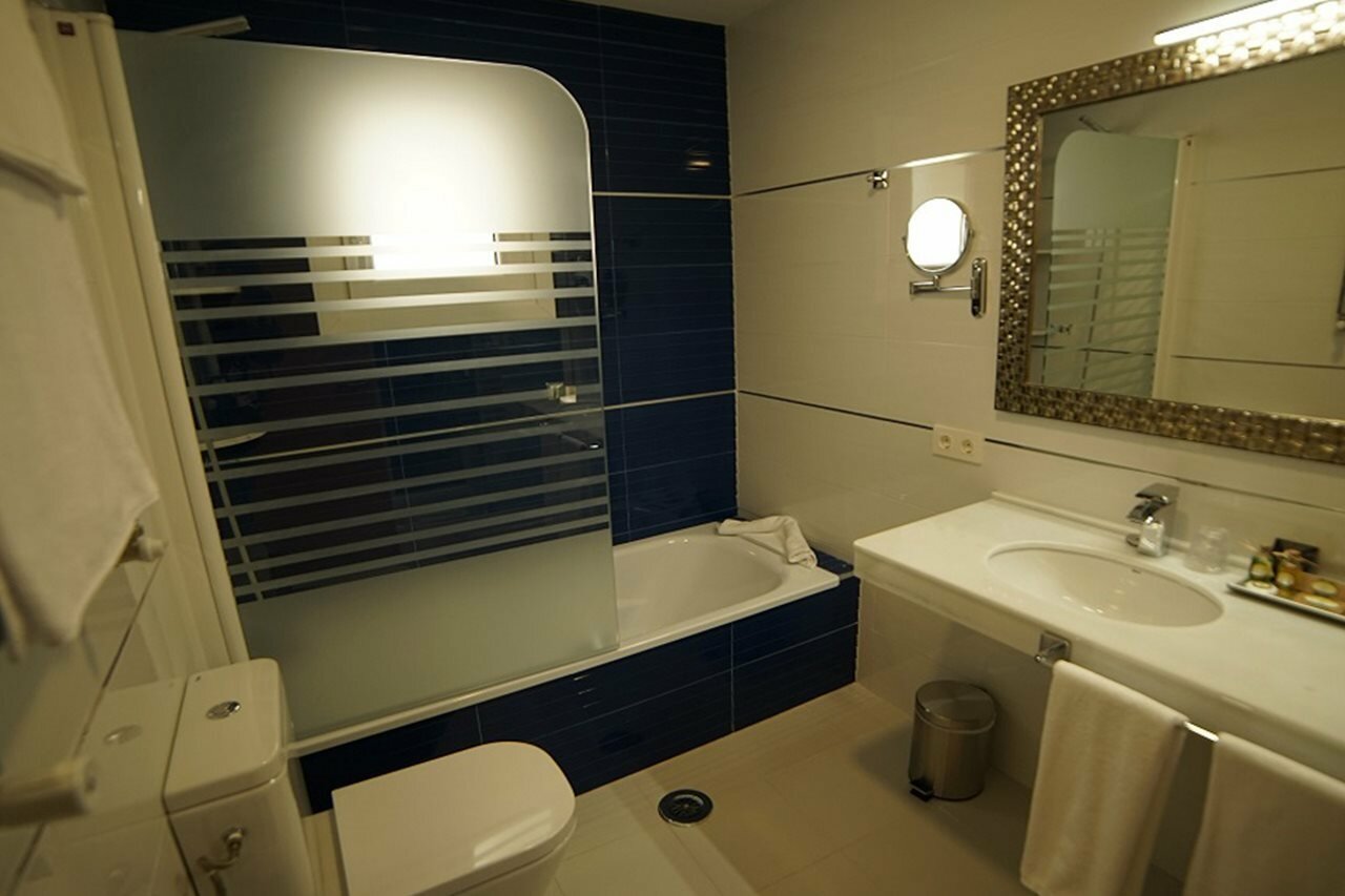 Фото Hotel Infante Antequera