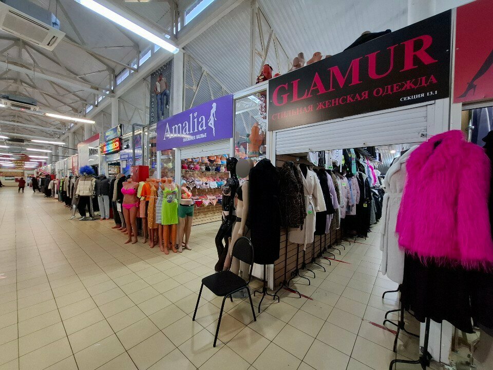 Магазин одежды Glamur, Энгельс, фото