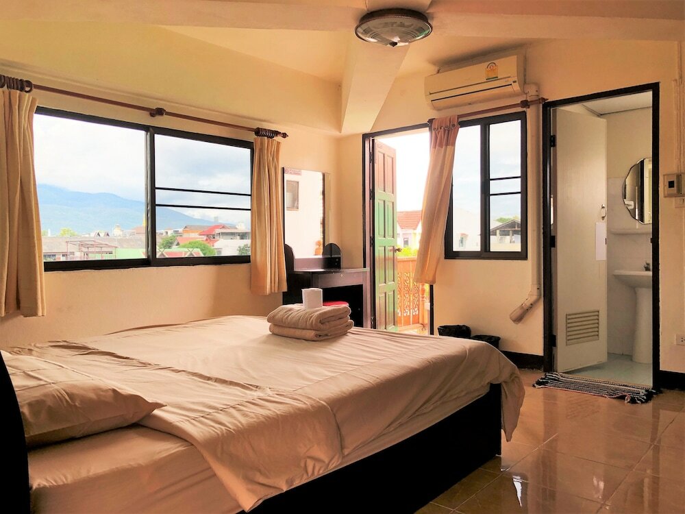 Фото Sripoom House 1