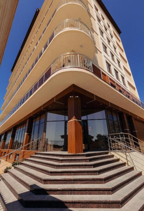 Фото Family Pride Inn