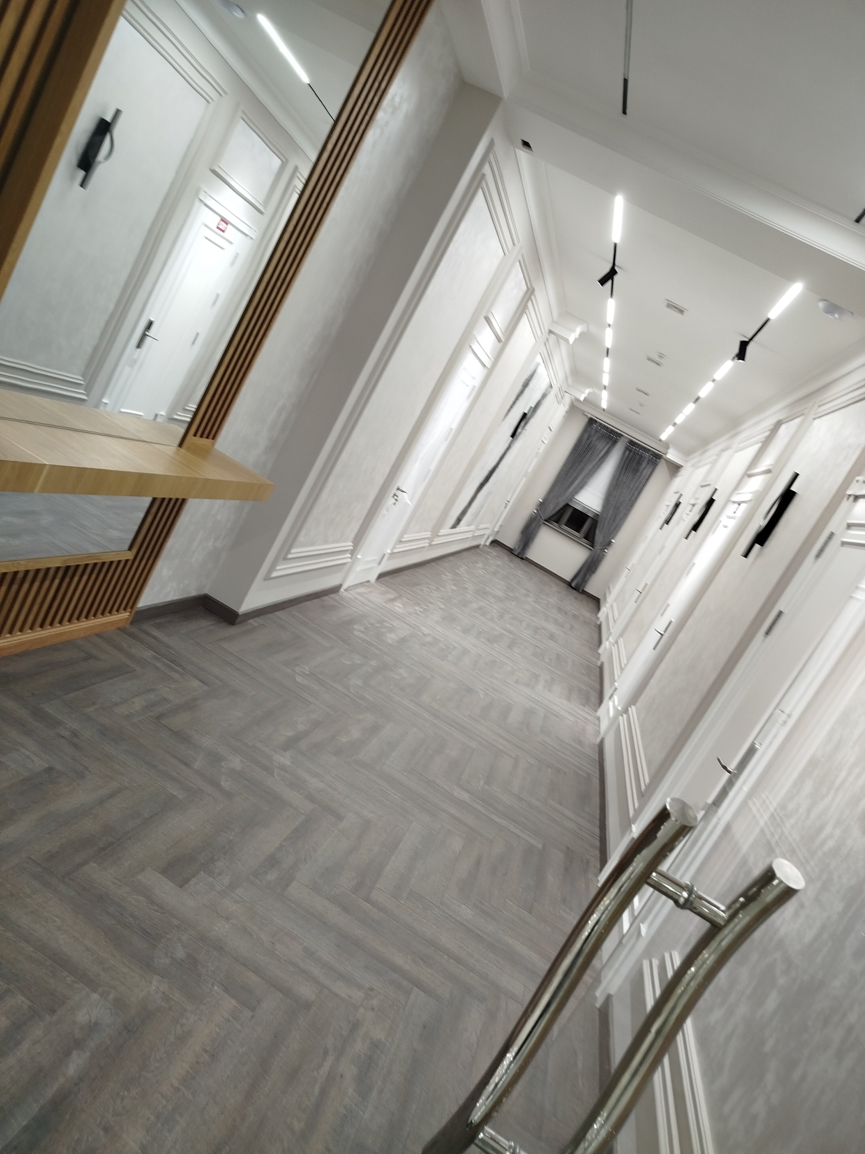 Фото Reikartz Qarshi Hotel