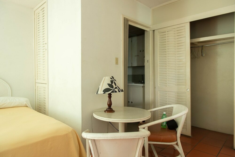 Фото Montego Bay Club Resort