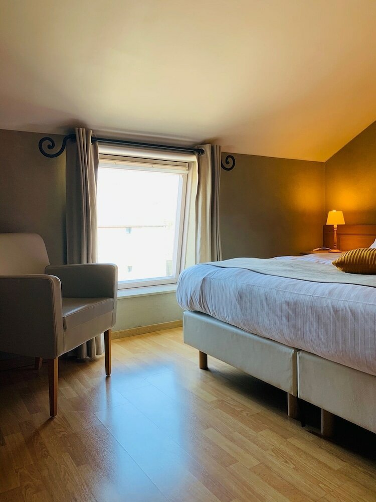 Фото Hotel La Passerelle