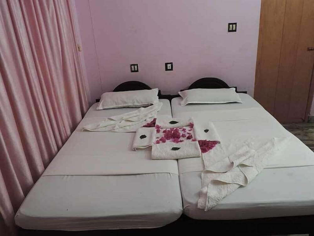 Фото Dreams Beach Resort