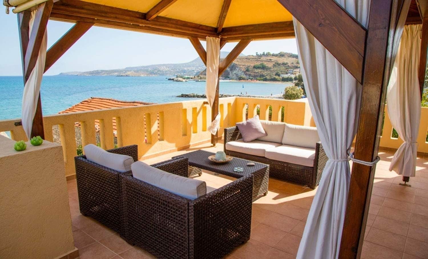 Фото Asterias Studios Apartments