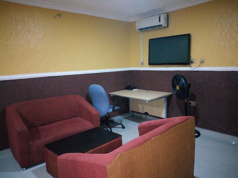 Фото Joybam Hotel and Events Center