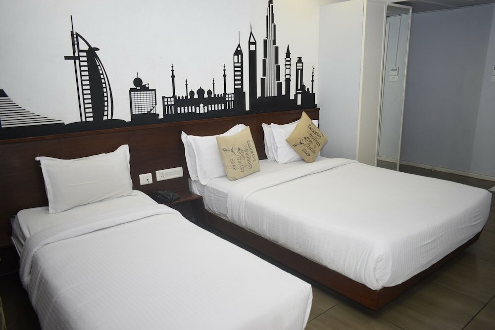 Фото отеля 2